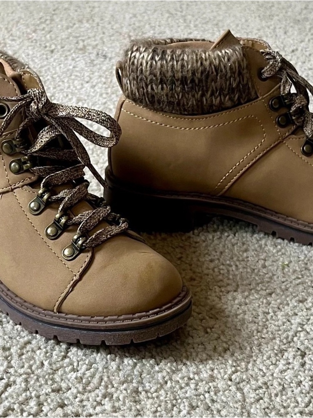 Women's Tan Lace-Up Ankle Boots with Knit Collar